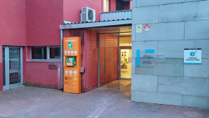 Desfibril·lador Girona biblioteca Jm Casero